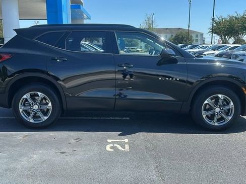 Used 2023 Chevrolet Blazer LT w/ Convenience Package image 8