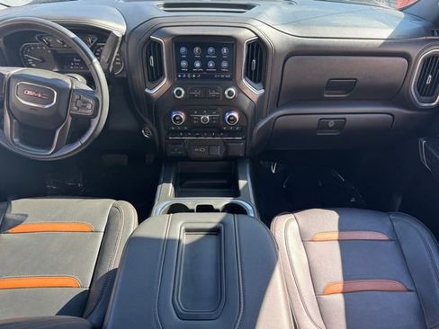 Certified 2022 GMC Sierra 1500 AT4 AWD/4WD image 9
