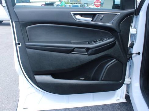 Used 2023 Ford Edge SEL w/ Convenience Package AWD/4WD image 10