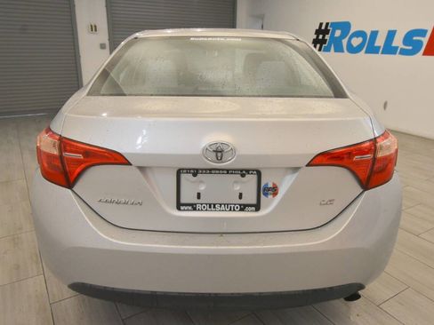Used 2017 Toyota Corolla LE w/ Carpet Mat Package (TMS) image 4