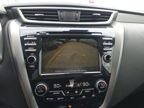 Used 2024 Nissan Murano SV w/ SV Midnight Edition Package image 20