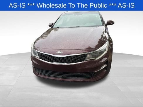 Used 2017 Kia Optima LX FWD image 2