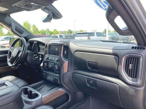 Used 2021 Chevrolet Silverado 1500 High Country w/ Technology Package AWD/4WD image 29