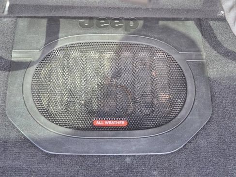 Used 2019 Jeep Wrangler Rubicon AWD/4WD image 38