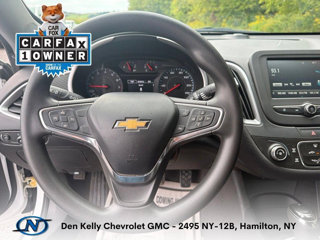 Certified 2018 Chevrolet Malibu LS FWD image 3