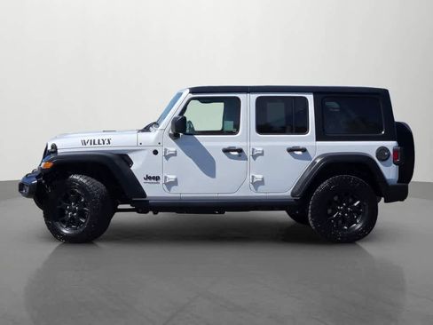 Used 2021 Jeep Wrangler Unlimited Sport AWD/4WD image 3