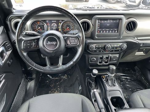 Used 2021 Jeep Wrangler Unlimited Sport image 25
