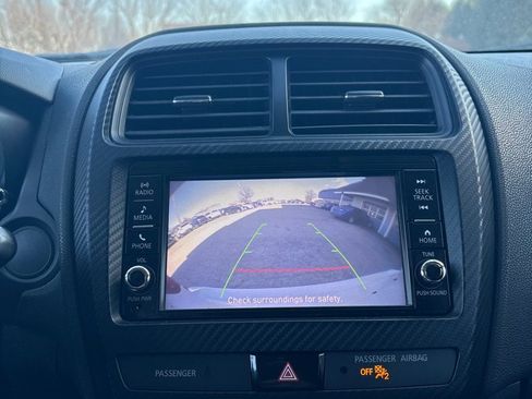 Used 2018 Mitsubishi Outlander Sport ES image 15