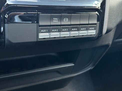 Used 2024 RAM 3500 Tradesman image 38