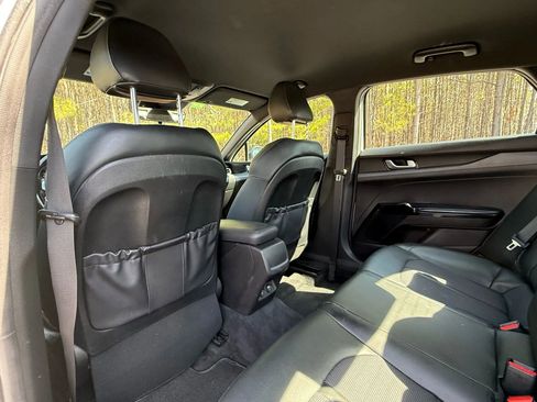 Used 2022 Kia K5 GT-Line FWD image 15