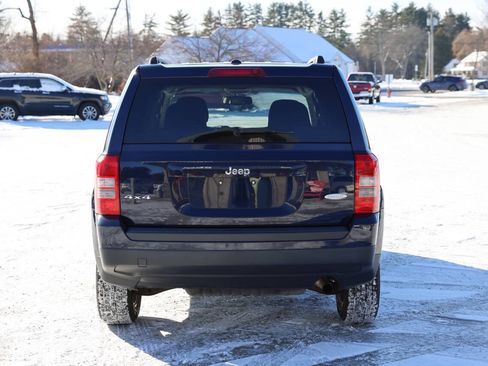 Used 2016 Jeep Patriot Latitude image 8