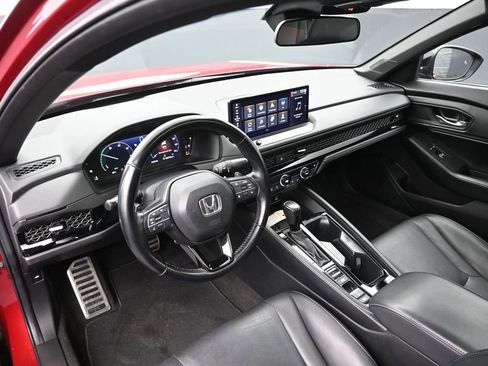 Used 2023 Honda Accord Sport image 10