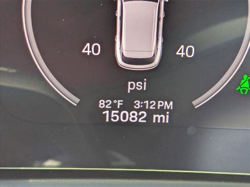 Used 2024 Porsche Cayenne S AWD/4WD image 11
