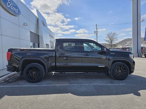 Used 2022 GMC Sierra 1500 Elevation w/ Driver Alert Package I image 2