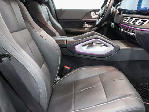 Certified 2021 Mercedes-Benz Maybach GLS 600 4MATIC image 17