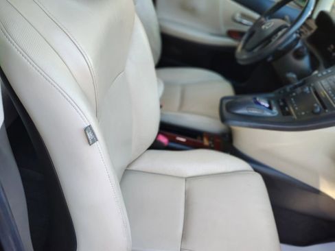 Used 2010 Lexus HS 250h image 25