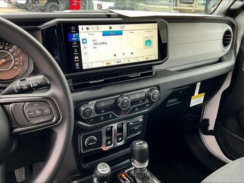 Used 2026 Jeep Wrangler Sport image 6