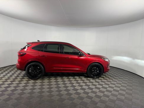 Used 2024 Ford Escape ST-Line w/ Equipment Group 301A image 6