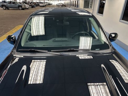 Used 2022 Nissan Frontier SV image 12