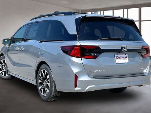 New 2026 Honda Odyssey Elite image 3