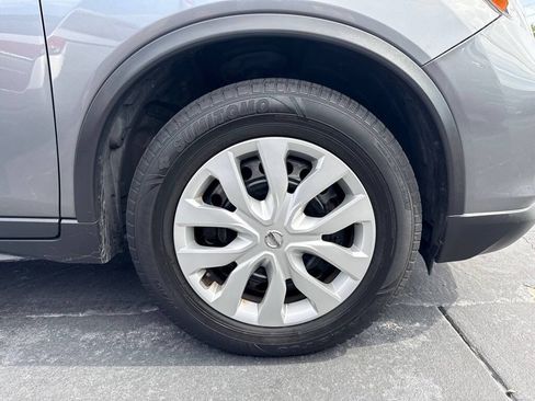 Used 2017 Nissan Rogue S w/ S Appearance Package AWD/4WD image 28
