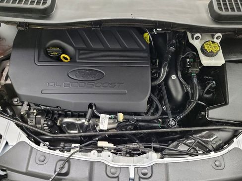 Used 2017 Ford Escape SE FWD image 30