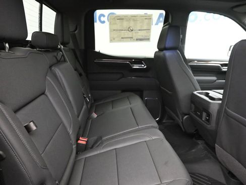 New 2026 Chevrolet Silverado 1500 LT Trail Boss w/ Convenience Package II image 9