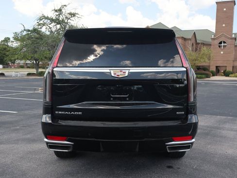 Used 2023 Cadillac Escalade ESV Premium Luxury AWD/4WD image 4