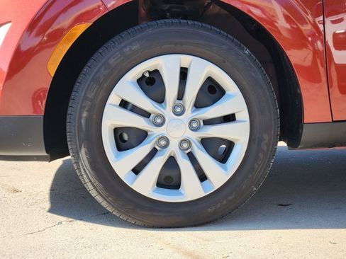 Certified 2024 Kia Soul LX image 11