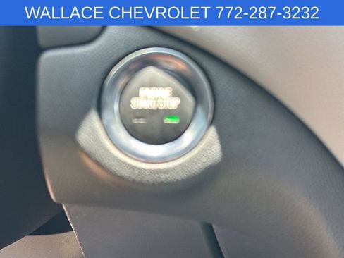Used 2023 Chevrolet Equinox LT FWD image 21
