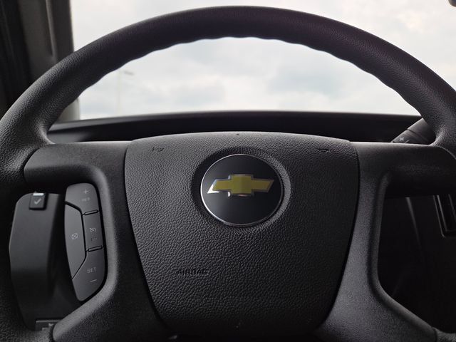 New 2026 Chevrolet Express 2500 w/ Driver Convenience Package RWD image 21