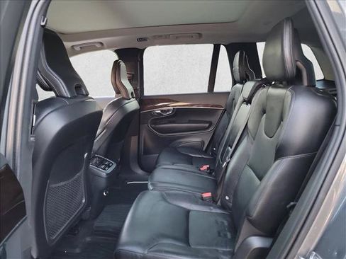 Used 2019 Volvo XC90 T6 Momentum w/ Advanced Package AWD/4WD image 11