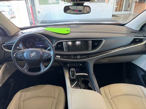 Used 2020 Buick Enclave Premium w/ Sun and Sites Package AWD/4WD image 15