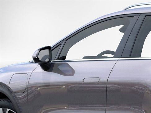 New 2026 Chevrolet Equinox EV LT w/ Convenience Package II image 12