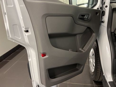 New 2026 Ford Transit 250 148 Medium Roof image 27