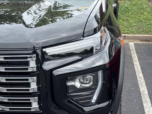 Used 2026 GMC Canyon Denali AWD/4WD image 9