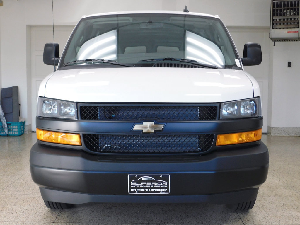 Used 2025 Chevrolet Express 2500 Extended w/ Enhanced Convenience Package RWD image 5
