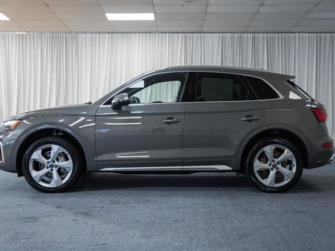 Used 2023 Audi Q5 2.0T Premium Plus w/ Premium Plus Package AWD/4WD image 4