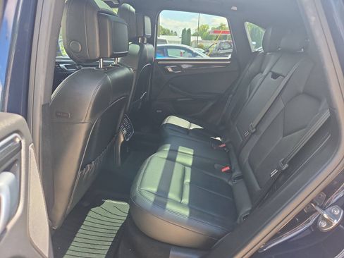 Used 2018 Porsche Macan S AWD/4WD image 18