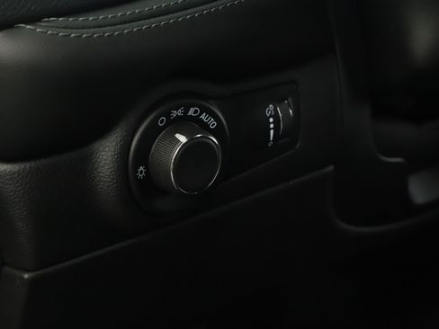 Used 2023 Dodge Durango SXT Launch Edition AWD/4WD image 7