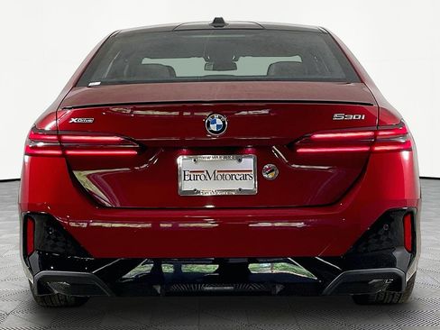 New 2026 BMW 530i xDrive w/ Executive Package AWD/4WD image 7