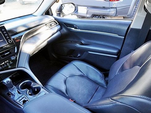 Used 2023 Toyota Camry XSE image 19