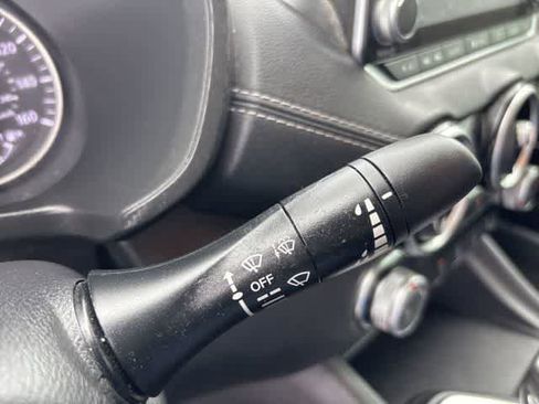 Used 2024 Nissan Sentra SV image 14