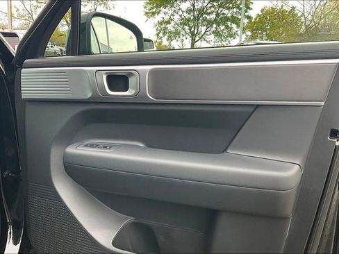 New 2026 Hyundai Santa Fe SE image 29