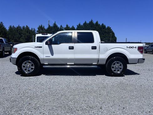 Used 2011 Ford F150 XLT w/ XLT Chrome Pkg AWD/4WD image 8