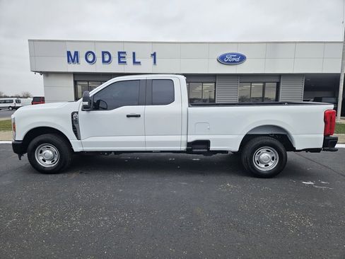 Used 2024 Ford F350 XL image 2