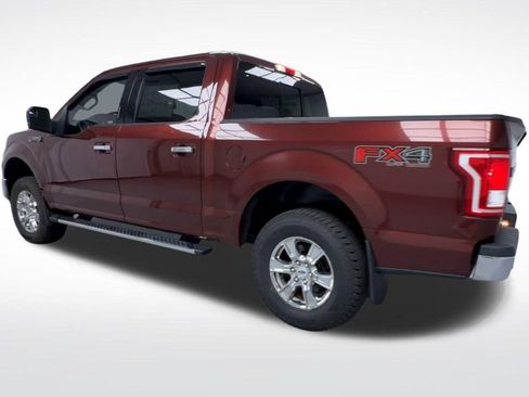 Used 2017 Ford F150 XLT w/ Equipment Group 302A Luxury AWD/4WD image 6