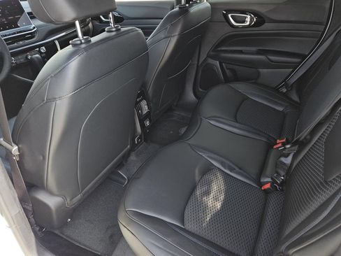New 2026 Jeep Compass Latitude AWD/4WD image 9