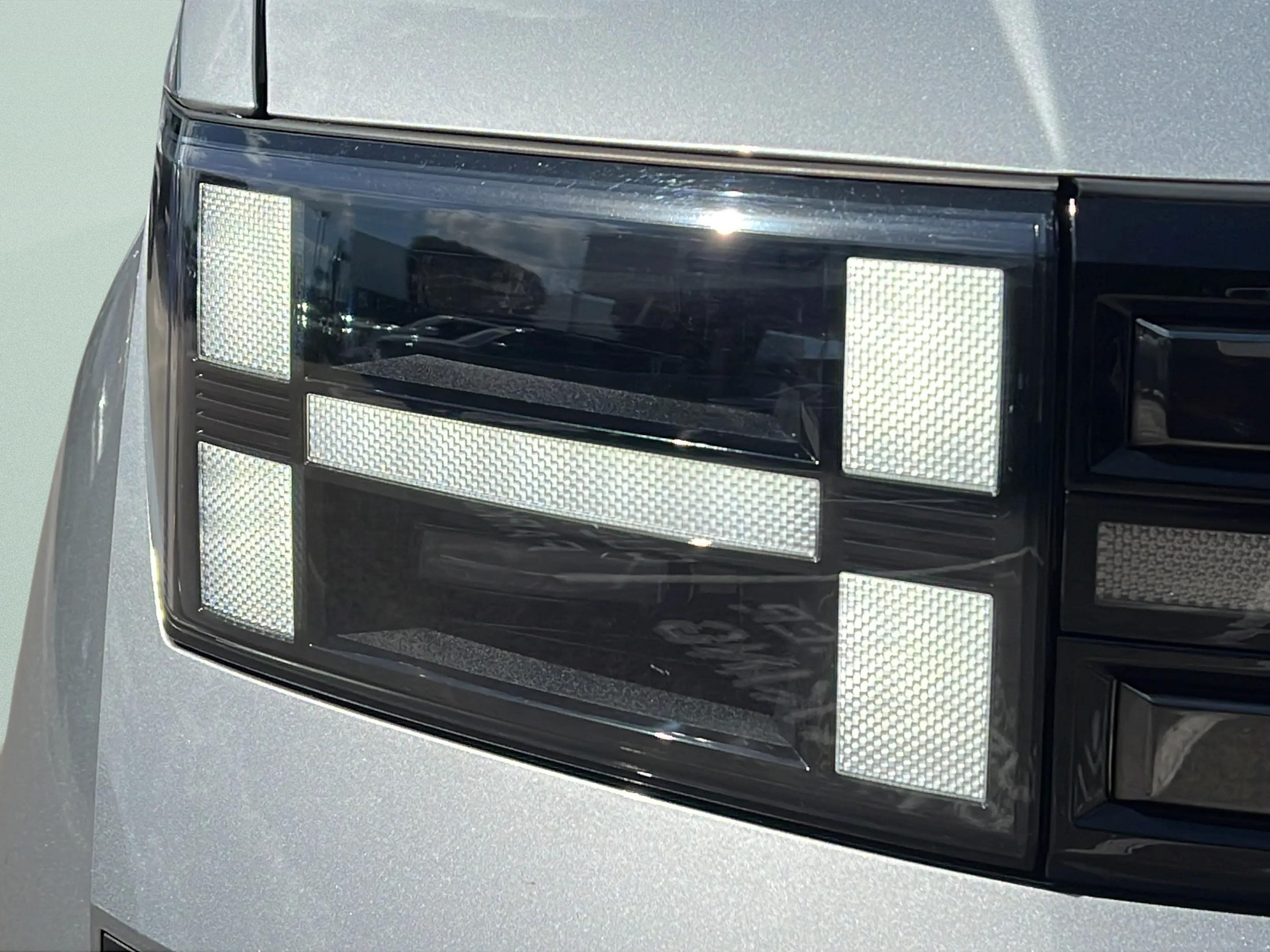 Certified 2026 Hyundai Santa Fe Limited FWD image 23