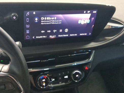 Used 2025 Buick Envista Sport Touring w/ Convenience I Package FWD image 27